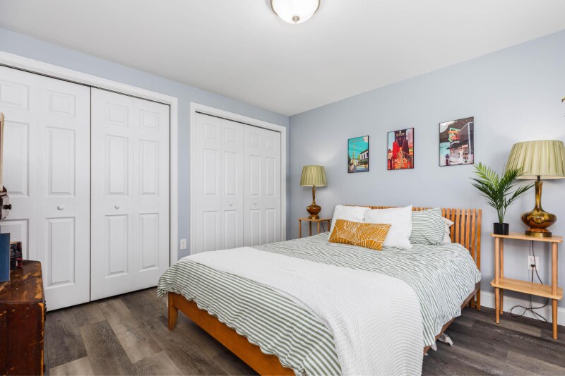 Building Photo - 730 Mammoth Rd