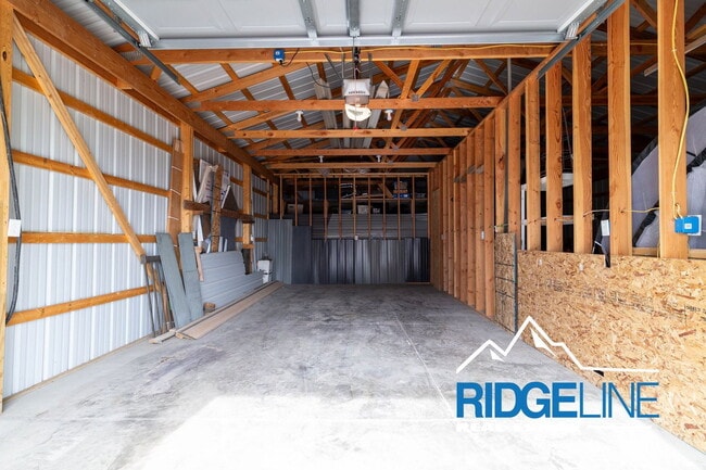 Building Photo - 21 Sandstone Ln