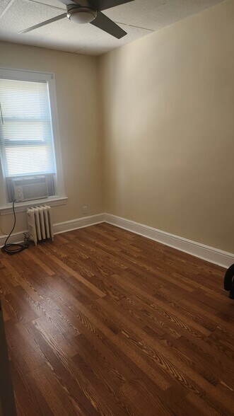 Building Photo - 19 Brighton Ct