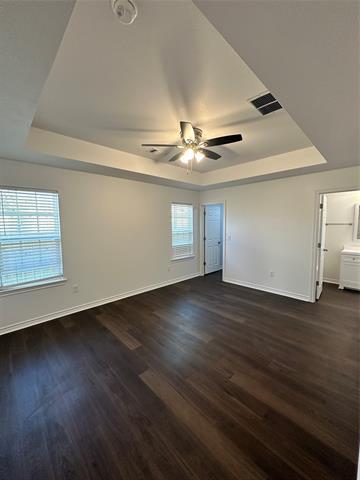 Building Photo - 1989 W Bond St