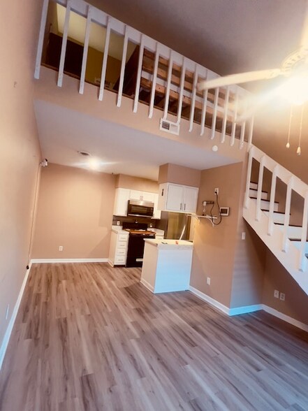 Building Photo - 508 63rd Ave N