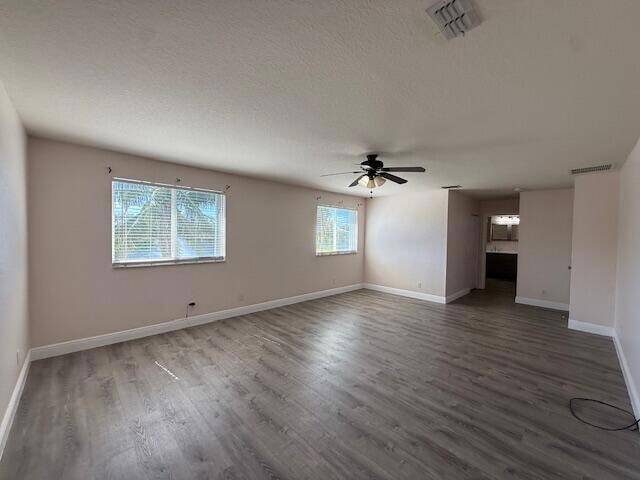 Building Photo - 1988 Marblehead Way