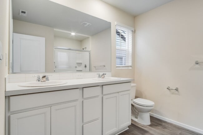 Building Photo - Beautiful 3 Bed, 2.5 Bath Rental Home in Cornelius!