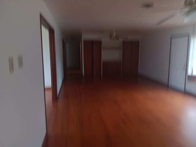 Building Photo - 3702 Cedar Rapids Pkwy