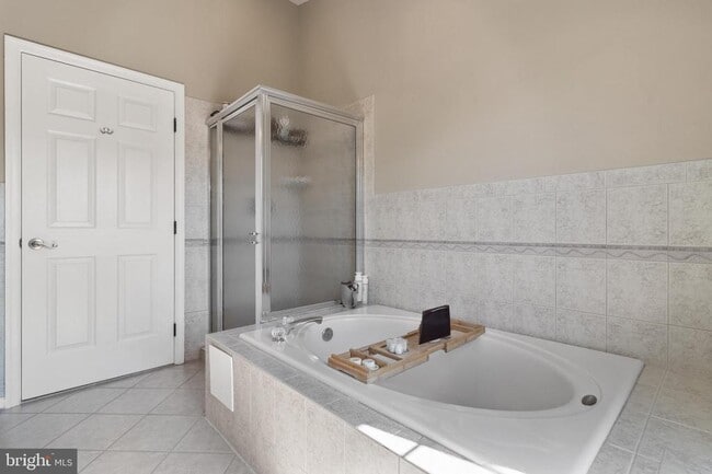 Building Photo - 4326 Sutler Hill Square