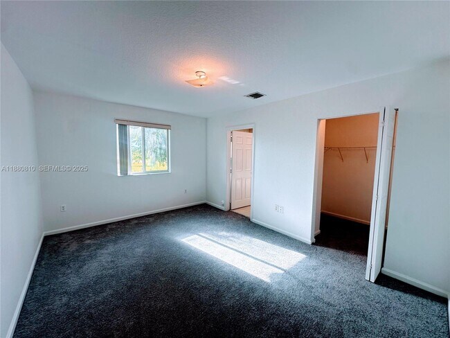 Building Photo - 12080 SW 268th St