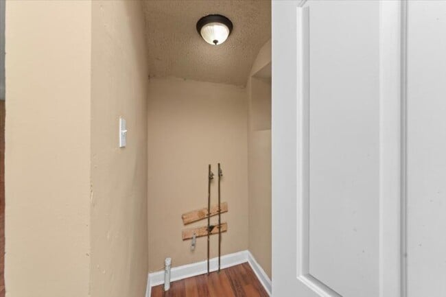 Building Photo - 1 bedroom in Chicago IL 60623