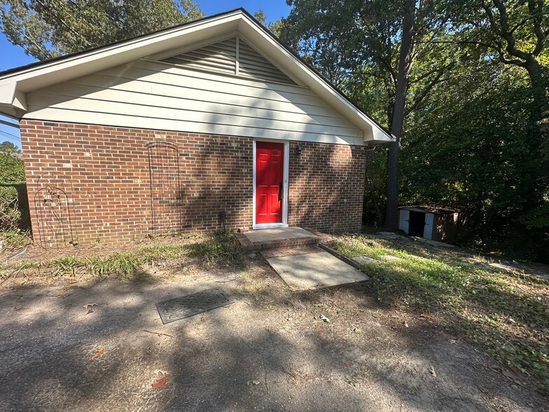 Building Photo - 720 Dandridge Dr
