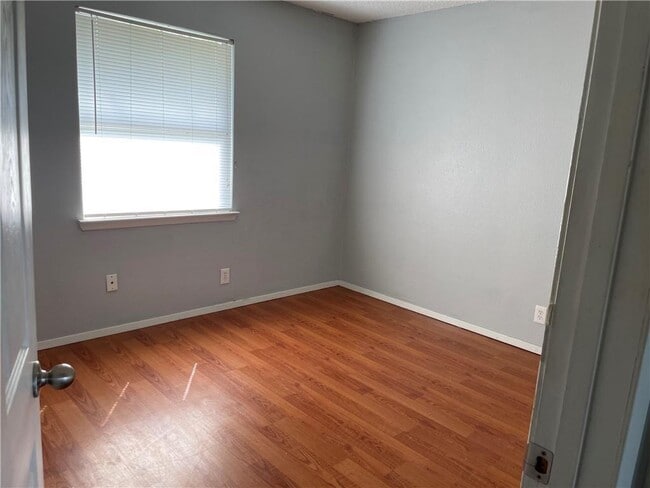 Building Photo - 1601 Taylor Gaines St