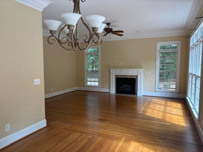 Building Photo - 43 Crooked Creek Ln
