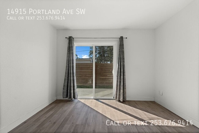 Building Photo - 14915 Portland Ave SW
