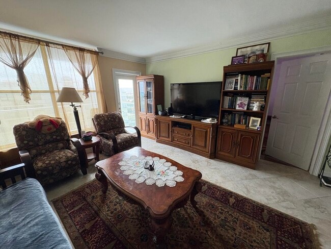 Building Photo - 3450 S Ocean Blvd