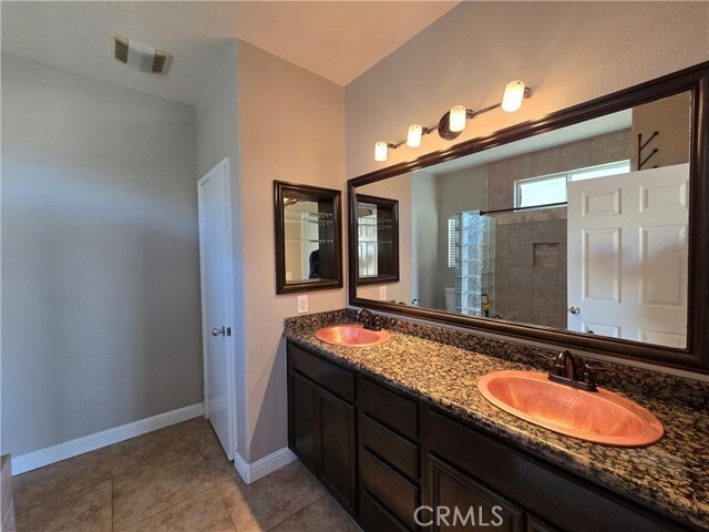 Building Photo - 736 Summit Dr