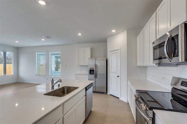 Building Photo - 6826 Welsh Dr