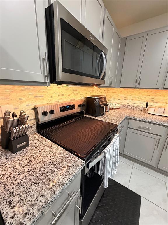 Building Photo - 404 Preston Cv Dr