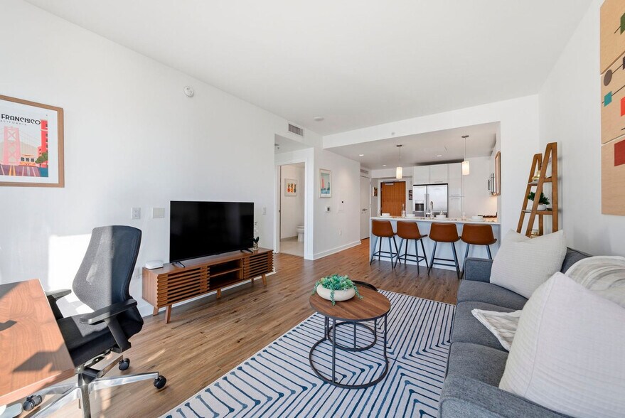 Building Photo - 399 Fremont St