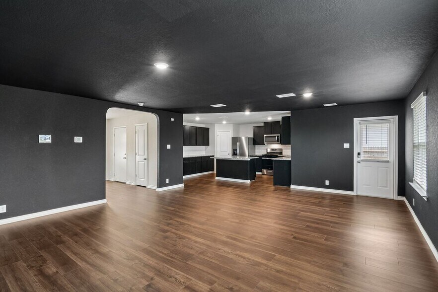 Building Photo - 177 Sage Sparrow