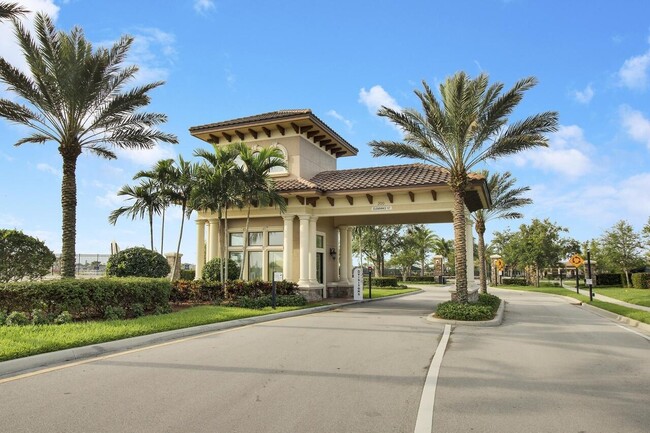 Building Photo - 633 SE Monet Dr