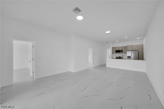 Building Photo - 749 Alabama Rd S