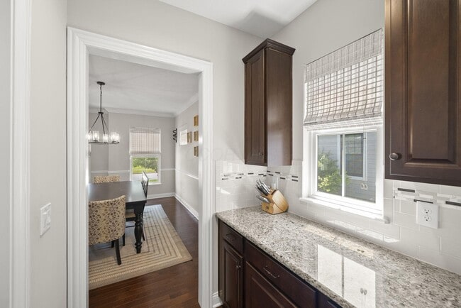 Building Photo - 6412 Dicesare Lp