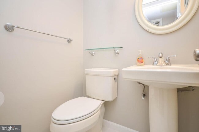 Building Photo - 4805 Willet Dr