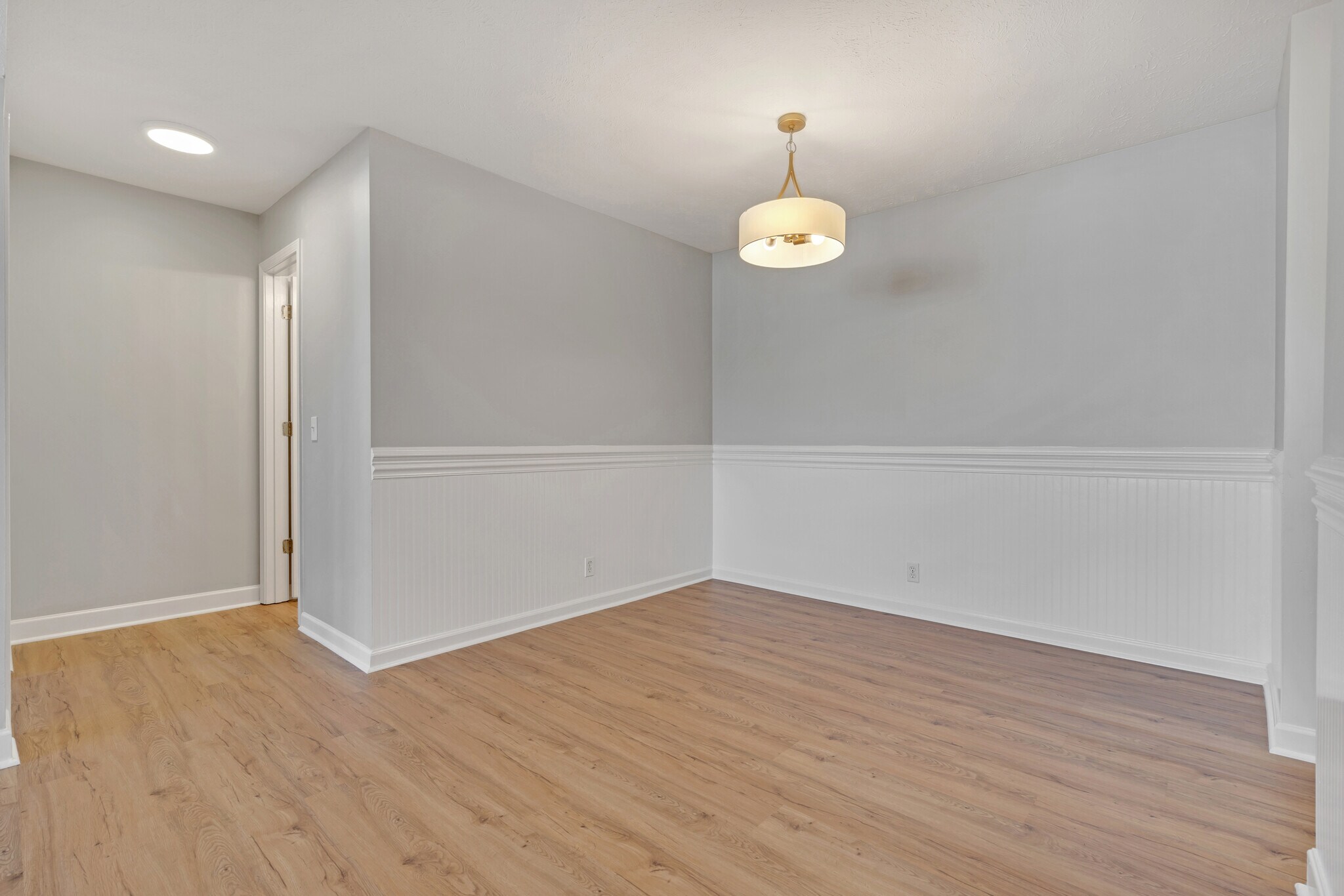 Dining Area - 151 N Timber Dr