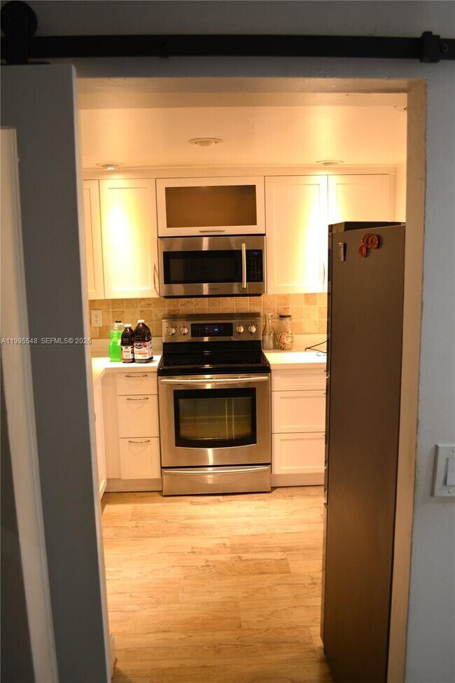 Building Photo - 9944 NW 41st St