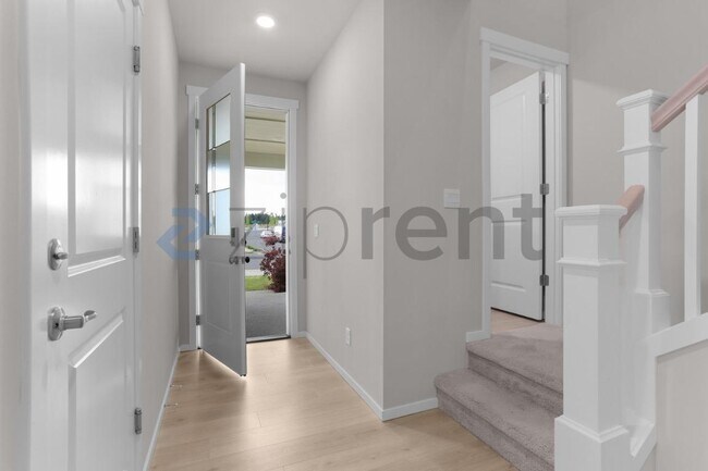 Building Photo - Unit