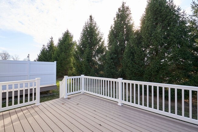 Building Photo - 5048 Catawba Pl Ln