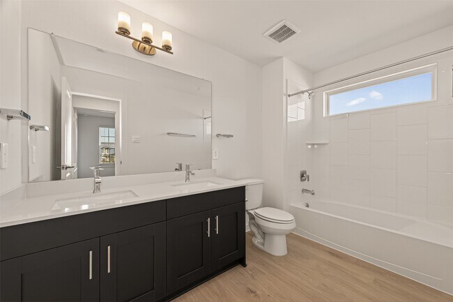 Building Photo - 2819 Red Rosehip Dr