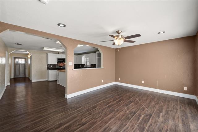 Building Photo - 604 Dunn St