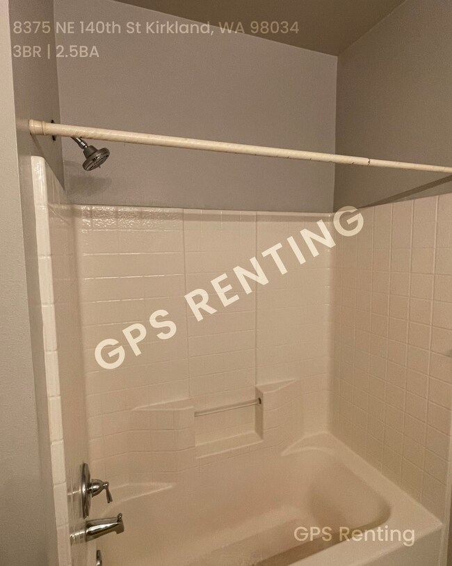 Building Photo - 8375 NE 140th St