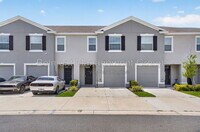 Building Photo - 33028 Tulip Petal Ln