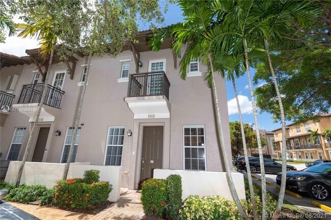 Building Photo - 14711 SW 5th St  1-47 Pembroke Pines Fl 33027