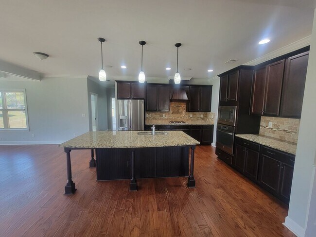 Building Photo - 135 Langfuhr Way