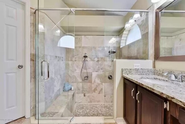 Building Photo - 8563 Wyndhurst Dr