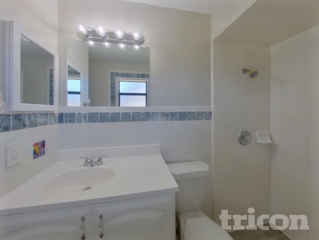 Building Photo - 2981 Snow Dr