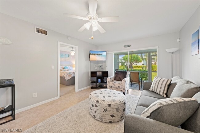 Building Photo - 8130 Summerlin Village Cir