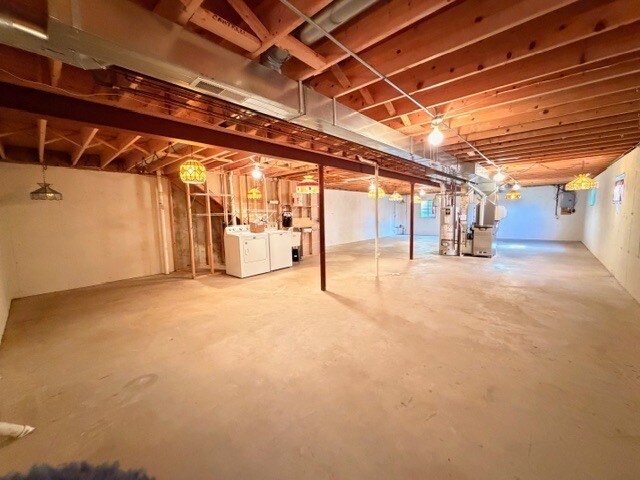 Building Photo - 517 E Conley Dr