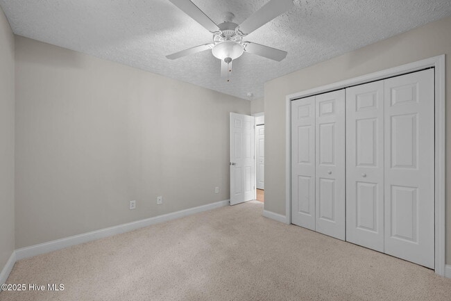 Building Photo - 205 Croatan Woods Dr