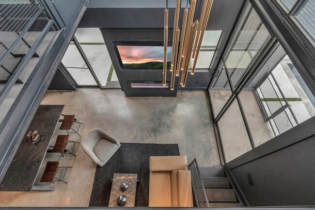 Building Photo - 2683 Blodgett St