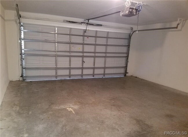 Building Photo - 12 Bellis Ct