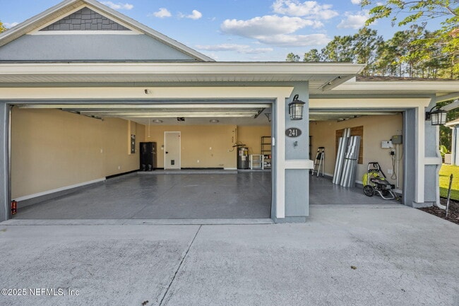 Building Photo - 241 Peter Island Dr