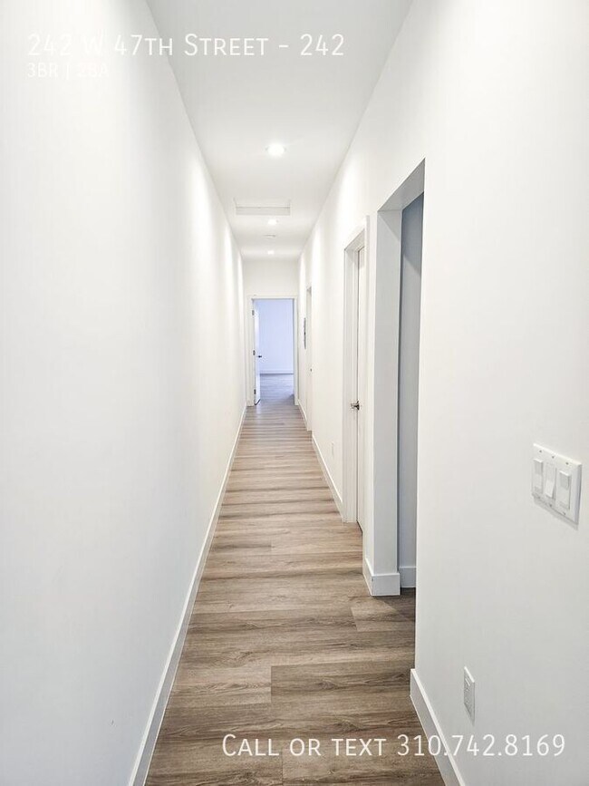 Building Photo - 242 W 47th St