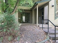 Building Photo - Charming 2 bed 2 bath condo near Fort Lewi...