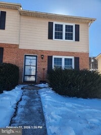 Building Photo - 1329 Robinhood Ln