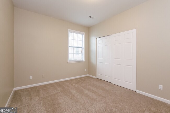 Building Photo - 2912 Brookford Ln SW