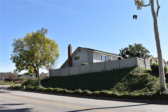 Building Photo - 8205 Seranata Dr