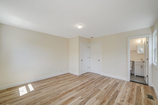 Building Photo - 2939 N Wading River Rd