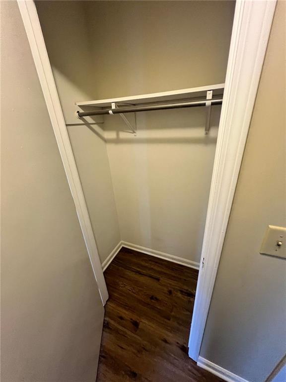 Building Photo - 1961 Pine Dr SW